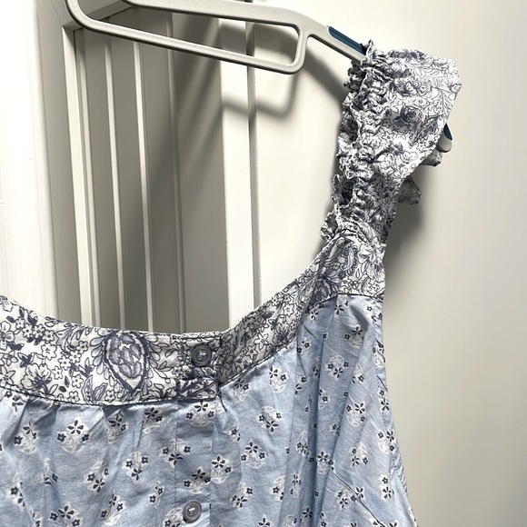 Women's Angels Blue Sleeveless Lightweight Faux Button Top Blouse -Various Sizes - Picture 5 of 14